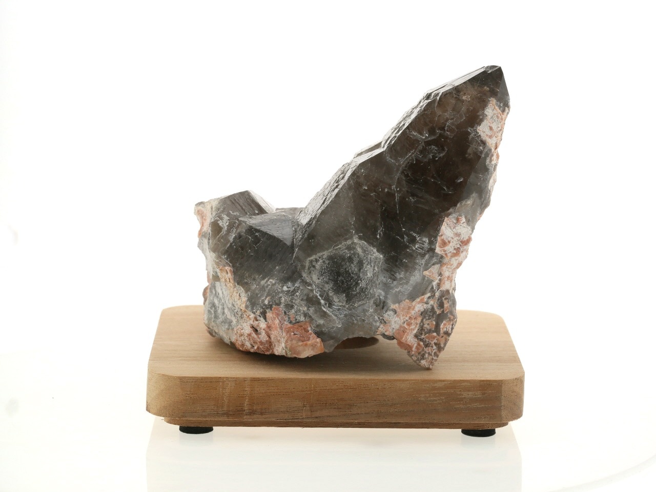 黒水晶 （モリオン） 原石（木製台座付き） 魔除け・浄化用 No.8｜最