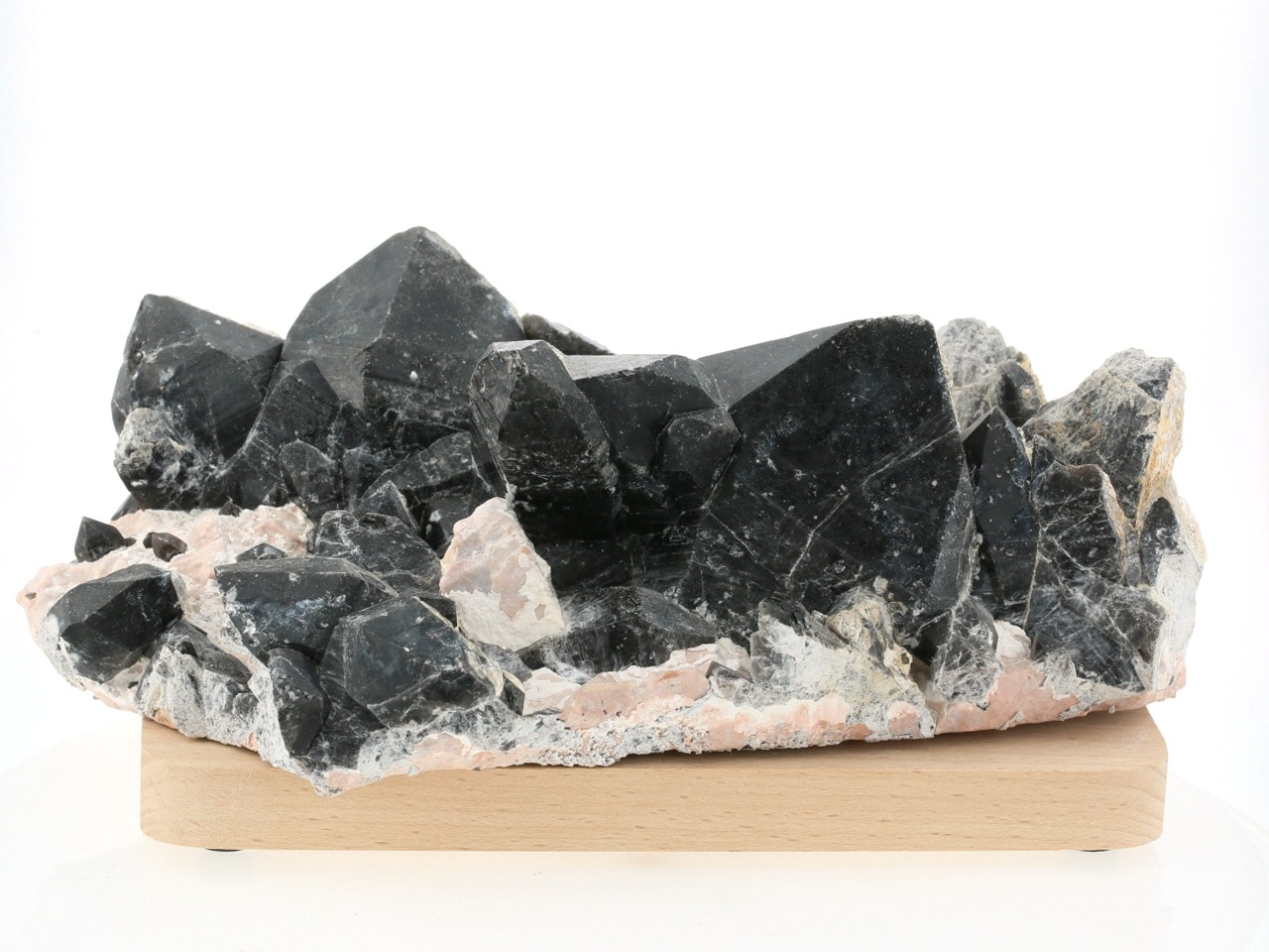黒水晶 （モリオン） 原石（木製台座付き） 魔除け・浄化用 No.10｜最