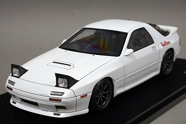 1/18 イグニッションモデル IG2870 INITIAL D マツダ サバンナ RX-7