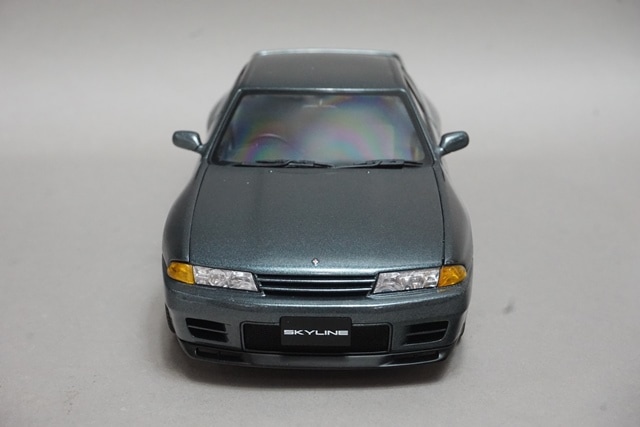 1/18 オートアート 77341 日産 スカイライン GT-R (R32) ガングレー
