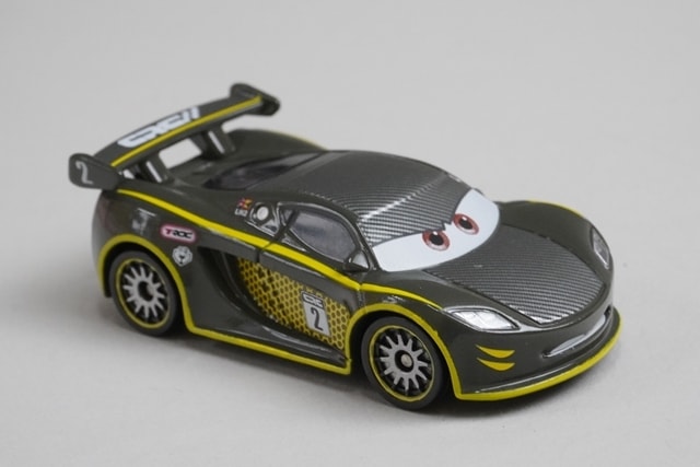 トミカ カーズ ルイス・ハミルトン (カーボンレーサータイプ), Boost