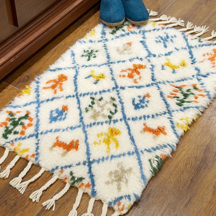 チュニジア 手織りキリム 103×59cm アクセントラグサイズ TK100x60-1