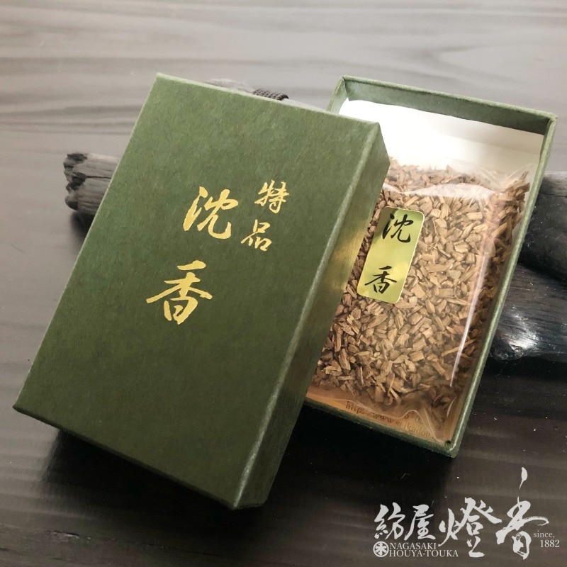 香木/香原料『特品沈香(シャム沈香)【刻】10g紙箱入』精華堂 | 取扱い