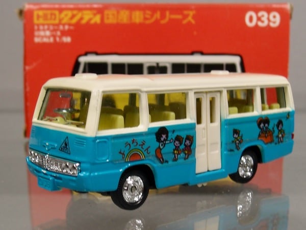 トミカ ダンディ 39-1 トヨタ コースター 幼稚園 バス 青 1/58