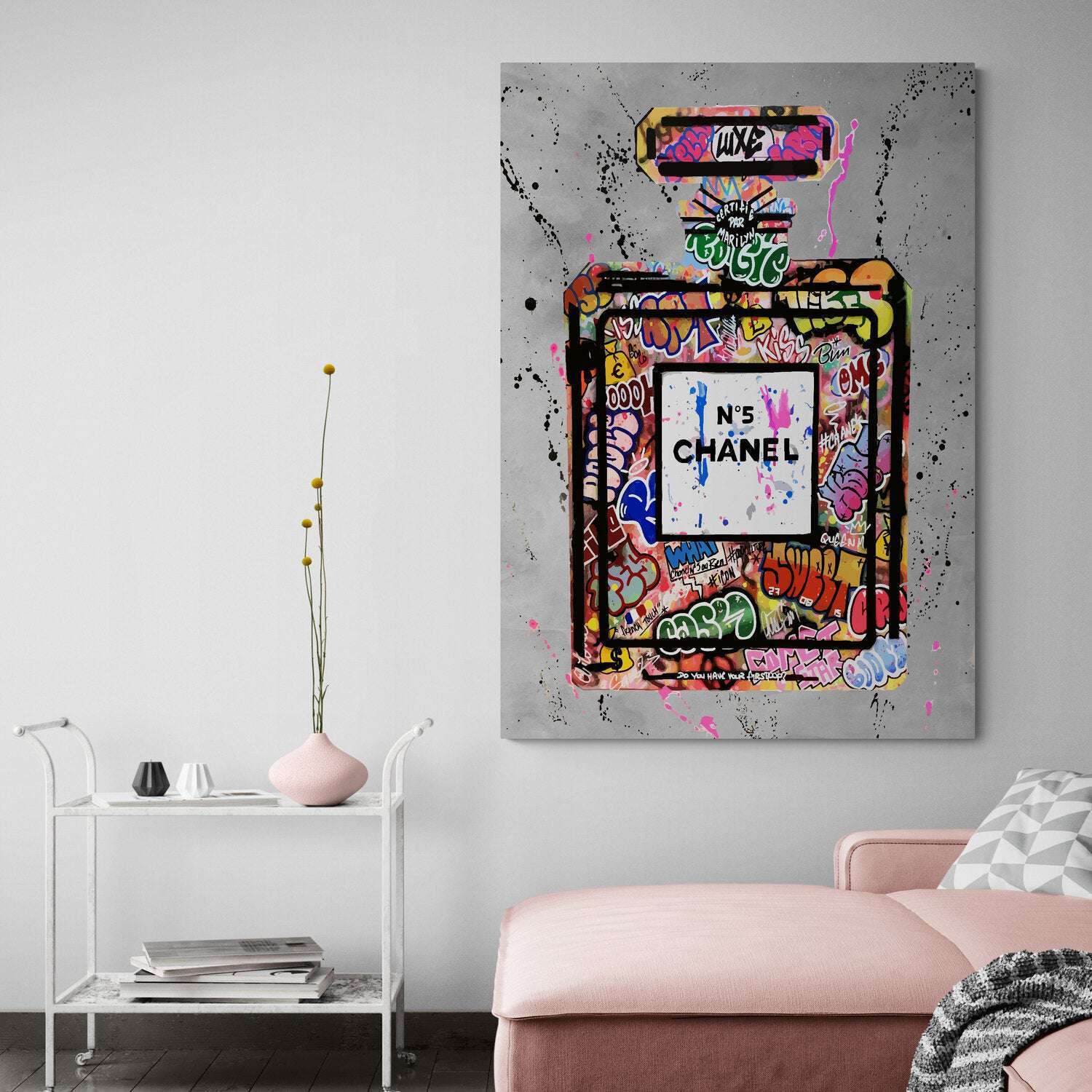 Graffiti Chanel No 5 - Magna Canvas