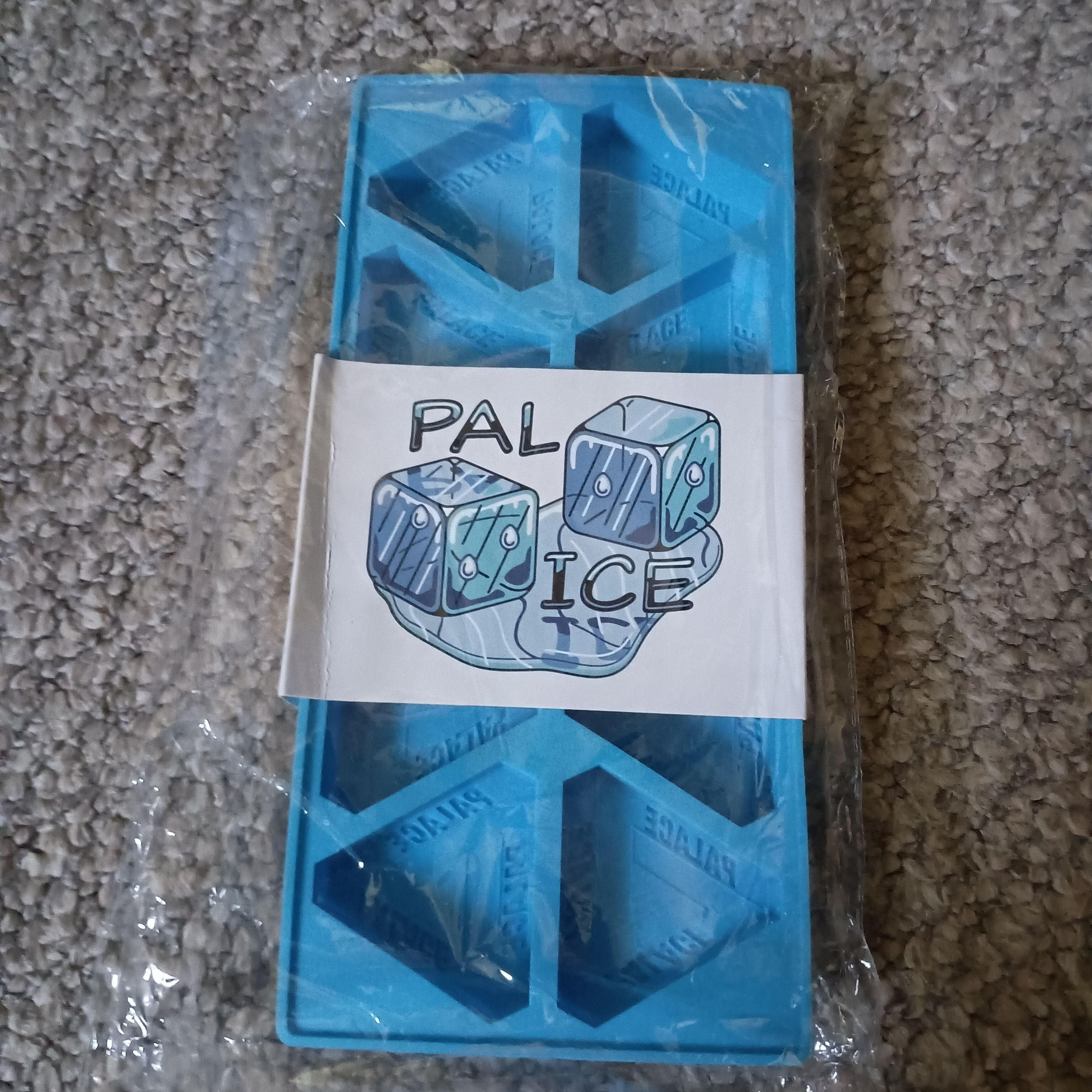 Palace Ice Tray | Grailed