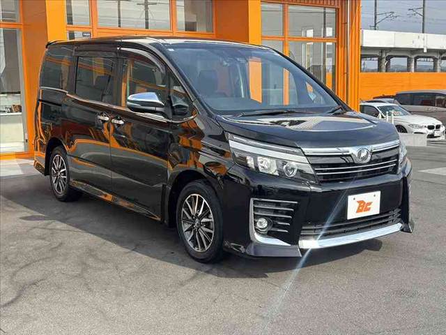 2016 トヨタ ヴォクシー ZSキラメキ2☆9型フルセグナビ☆12.1型