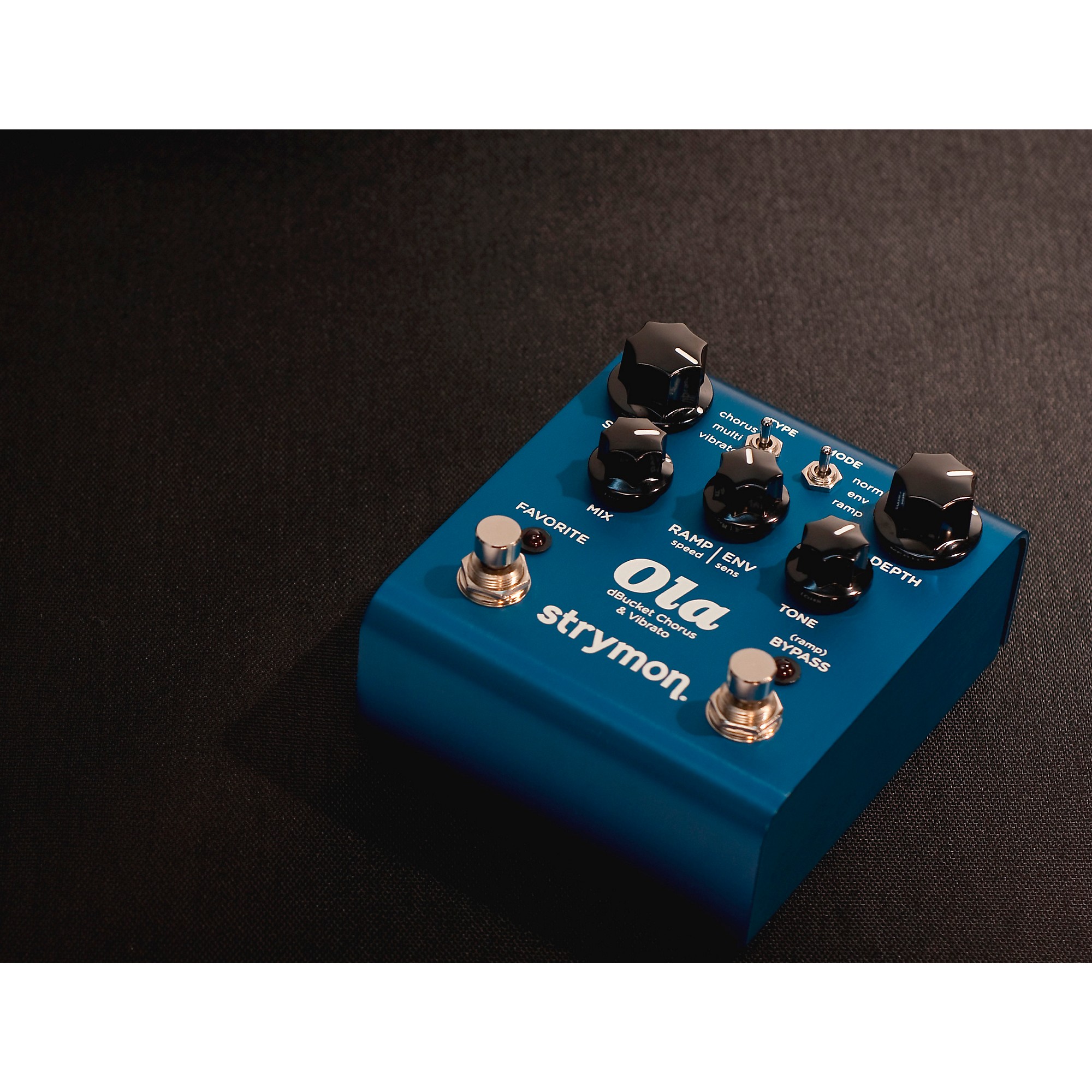 Strymon Ola Chorus/Vibrato Effects Pedal Blue | Guitar Center