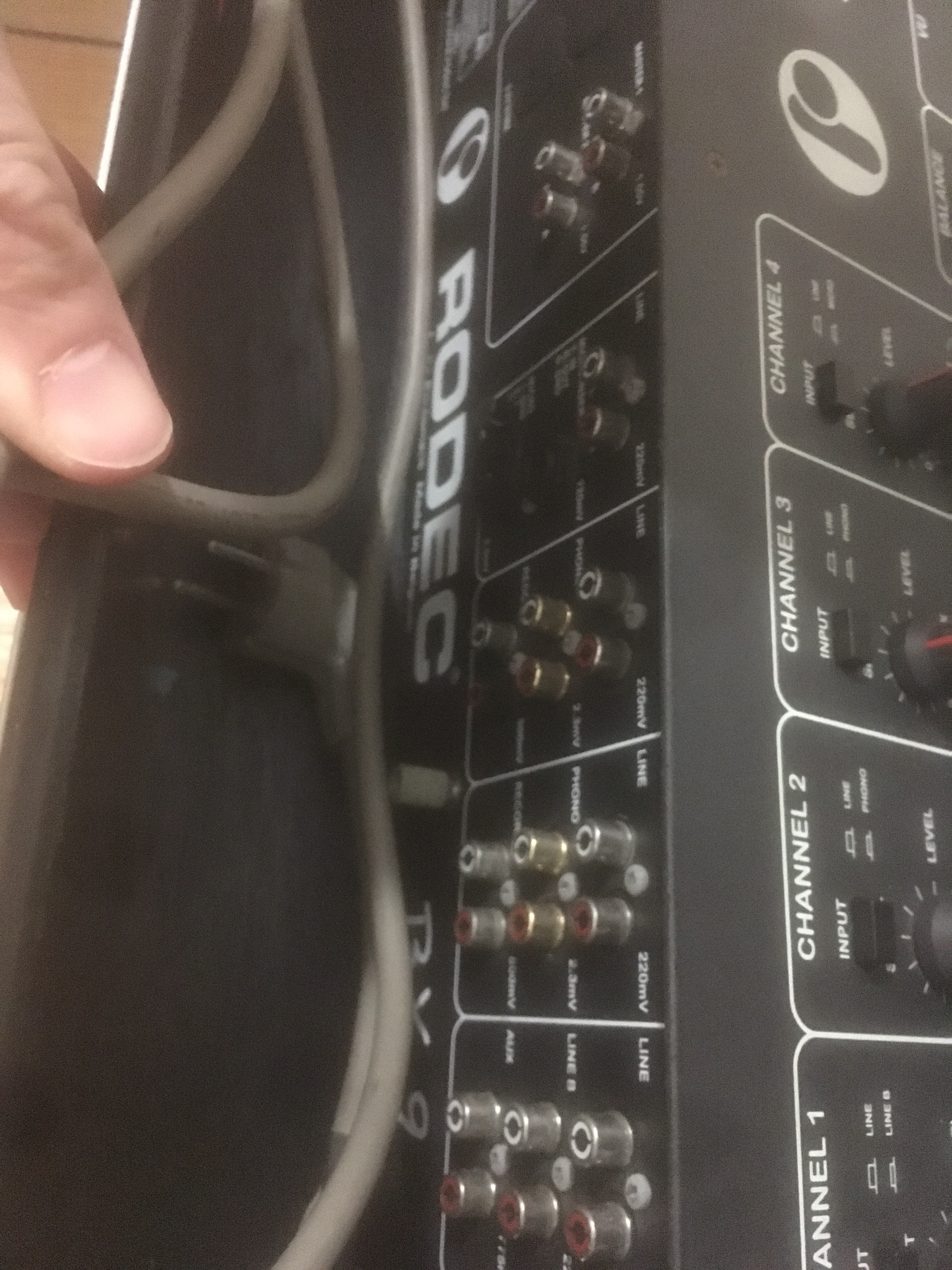 BX-9 - Rodec BX-9 - Audiofanzine