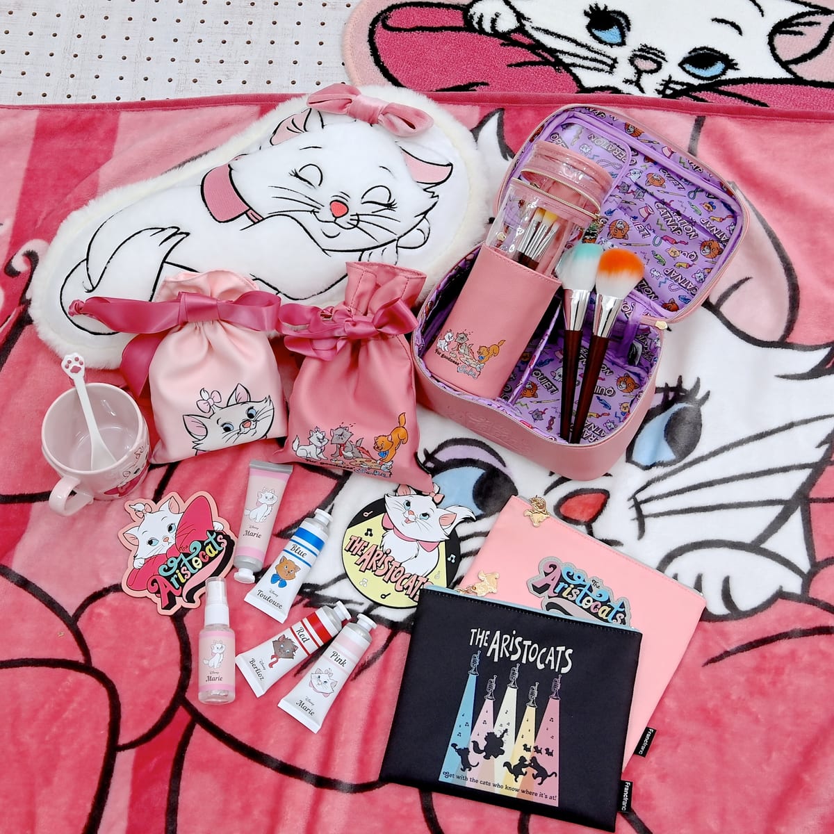 猫の日に合わせてマリーグッズが登場！Francfranc ディズニー『The
