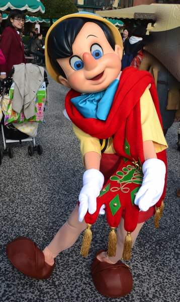 クリスマスなピノキオ、ファウルフェロー、ゼペットじいさん、ジミニー