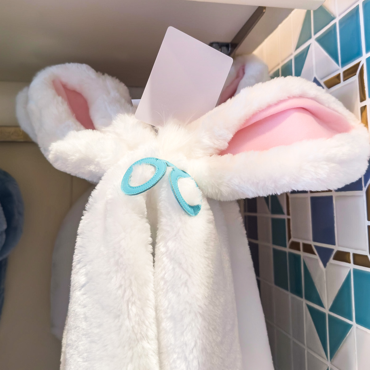 ホワイトラビットデザイン！東京ディズニーランド『ふしぎの国のアリス