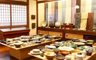 日本民藝館展 - 展示 | 日本民藝館