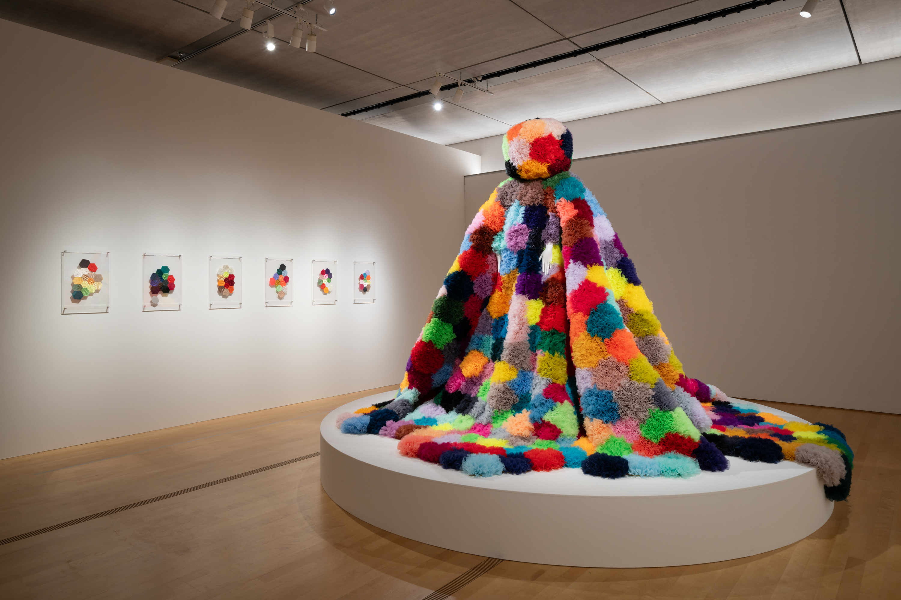 ポーラ美術館による「カラーズ ― 色の秘密にせまる」展が開催。子ども