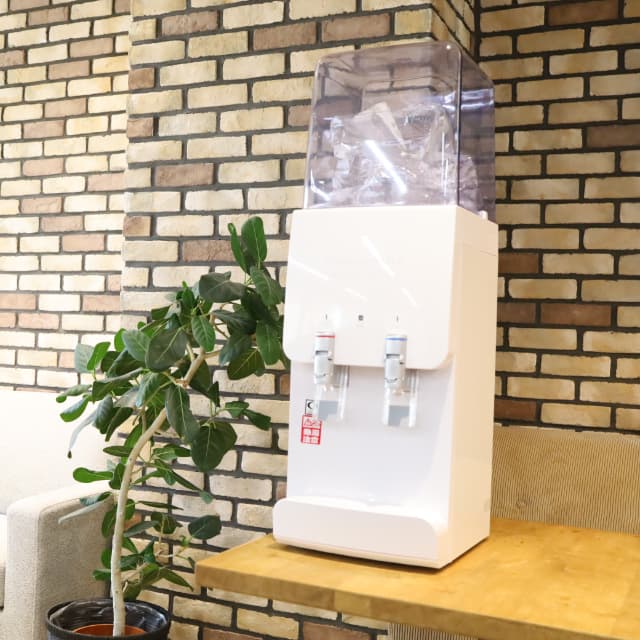 プレミアムウォーターがレンタル無料のからくり解説！料金は高いか？気