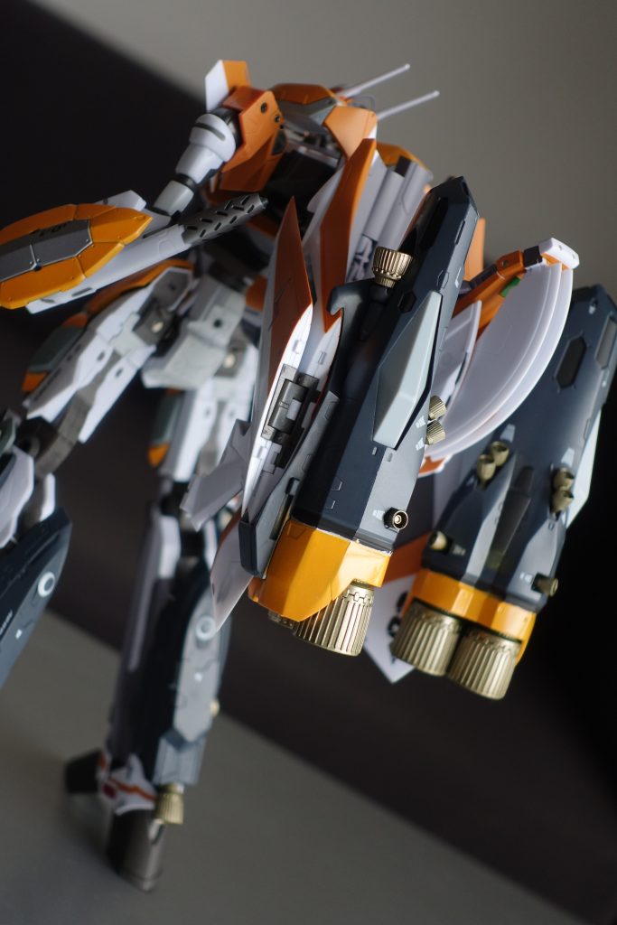 DX超合金 VF-31E ジークフリード（チャック・マスタング機）にスーパー