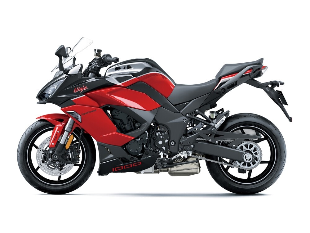 カワサキマニア垂涎】旧ロゴが激シブ！「Ninja 1000SX」に赤×黒