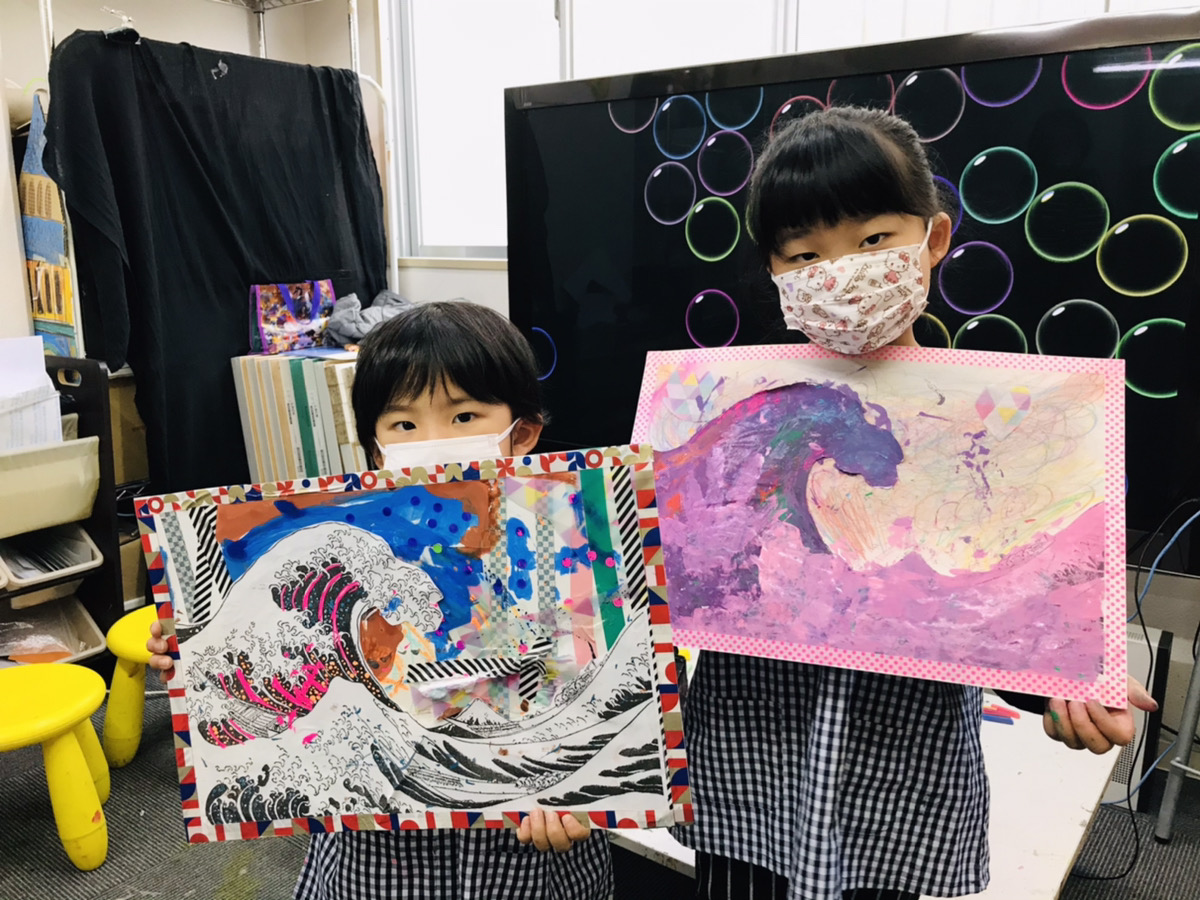 親子で体験！北斎の「波」をカラフル現代アートに！ | 大阪の絵画教室