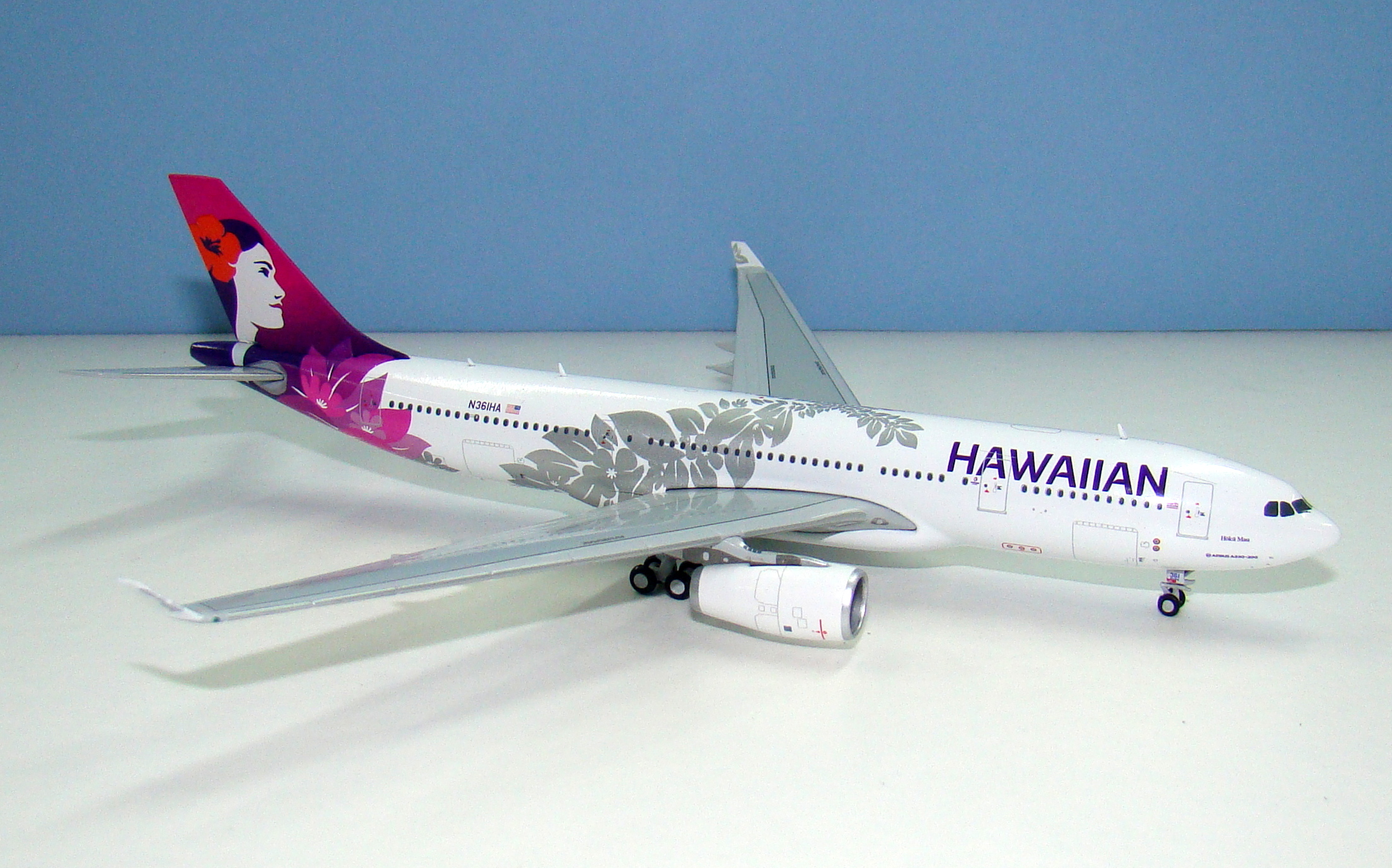 Flower of the Sky: Hawaiian Airlines Airbus A330-200 N361HA by