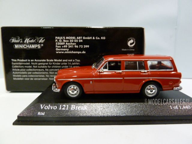 Volvo 121 Amazon Break Red 1:43 430171014 MINICHAMPS schaalmodel