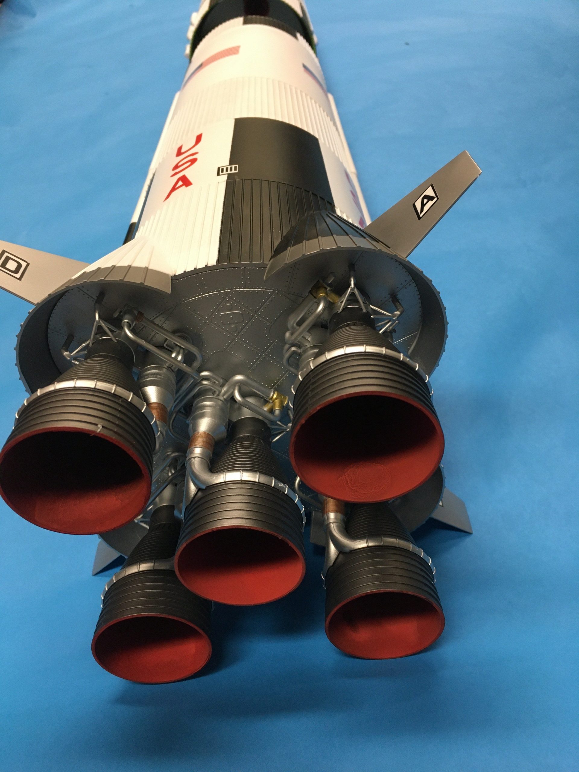 Spacecraft Creation Models – DRAGON Models – 1/72 (4.9 Feet Tall
