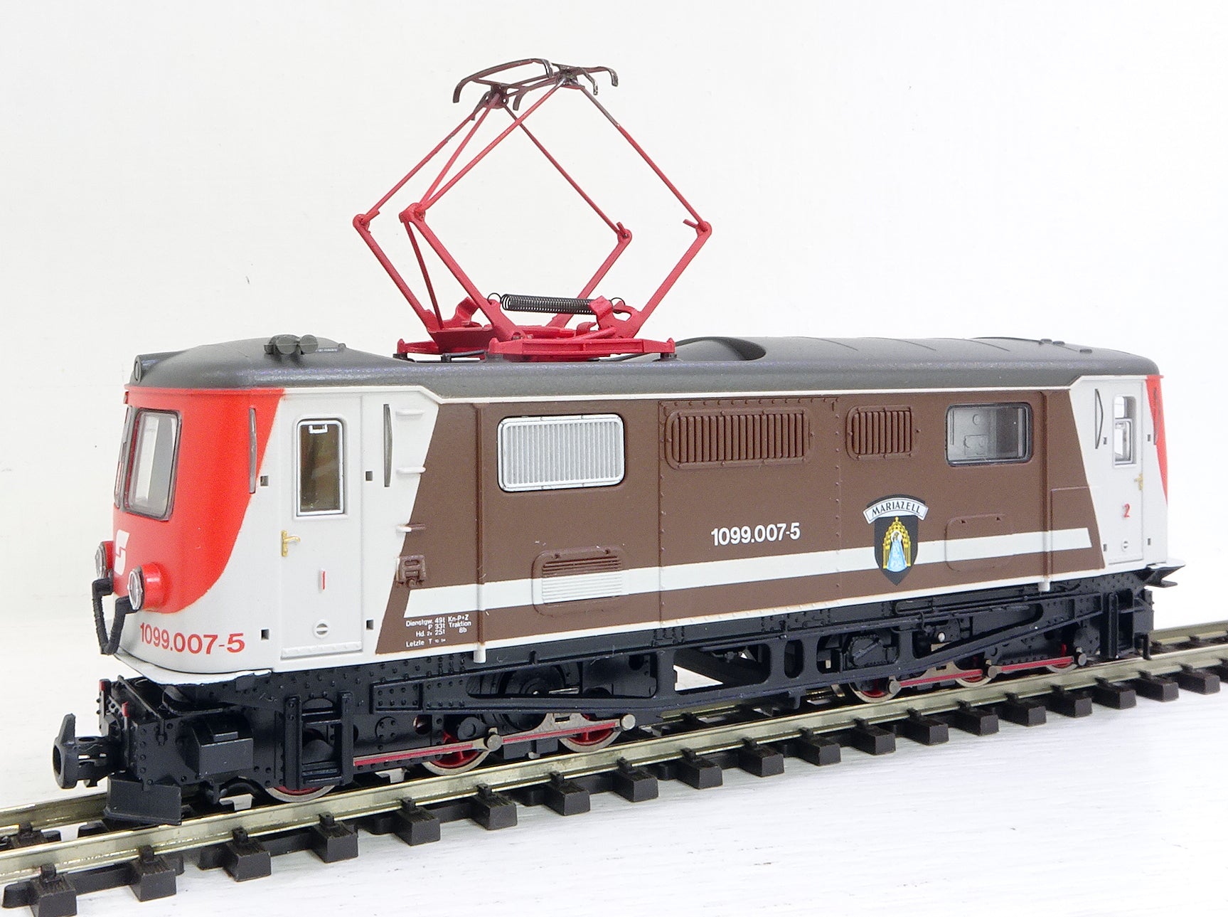 ROCO BR 104 電気機関車 HOゲージ 04144S ROCO BR 104 電気機関車 HO