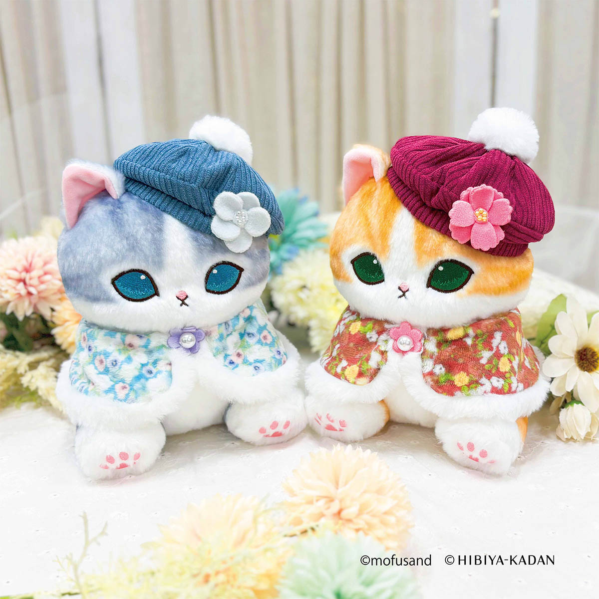 mofusand×日比谷花壇 ぬいぐるみ ケープにゃん(レッド) | mofusand