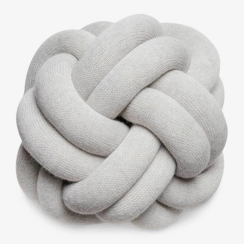 絡まったクッション – Design House Stockholm（デザインハウス