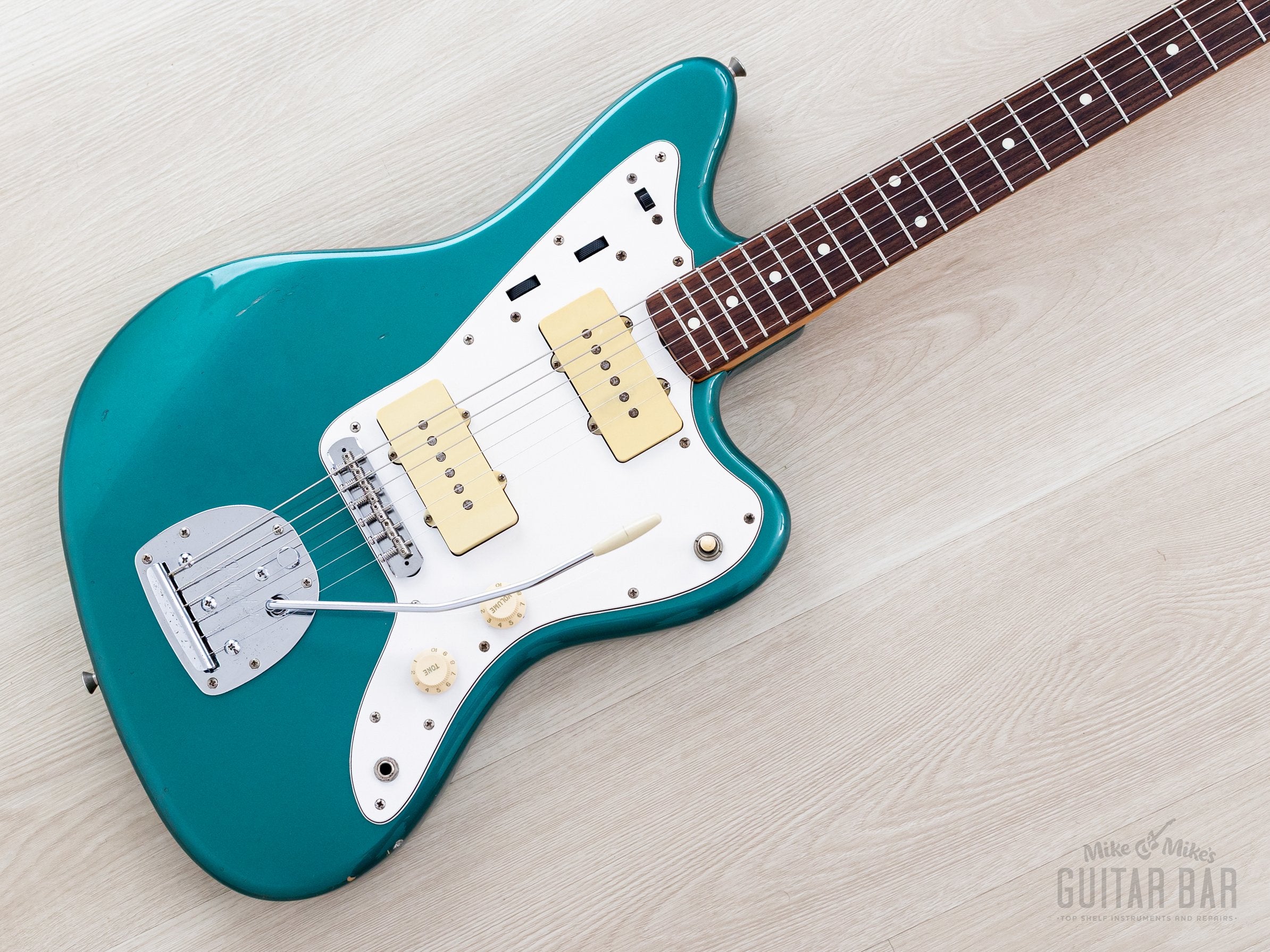 1997 Fender '62 Jazzmaster Offset Electric Guitar JM66-80 MH, Ocean Tu