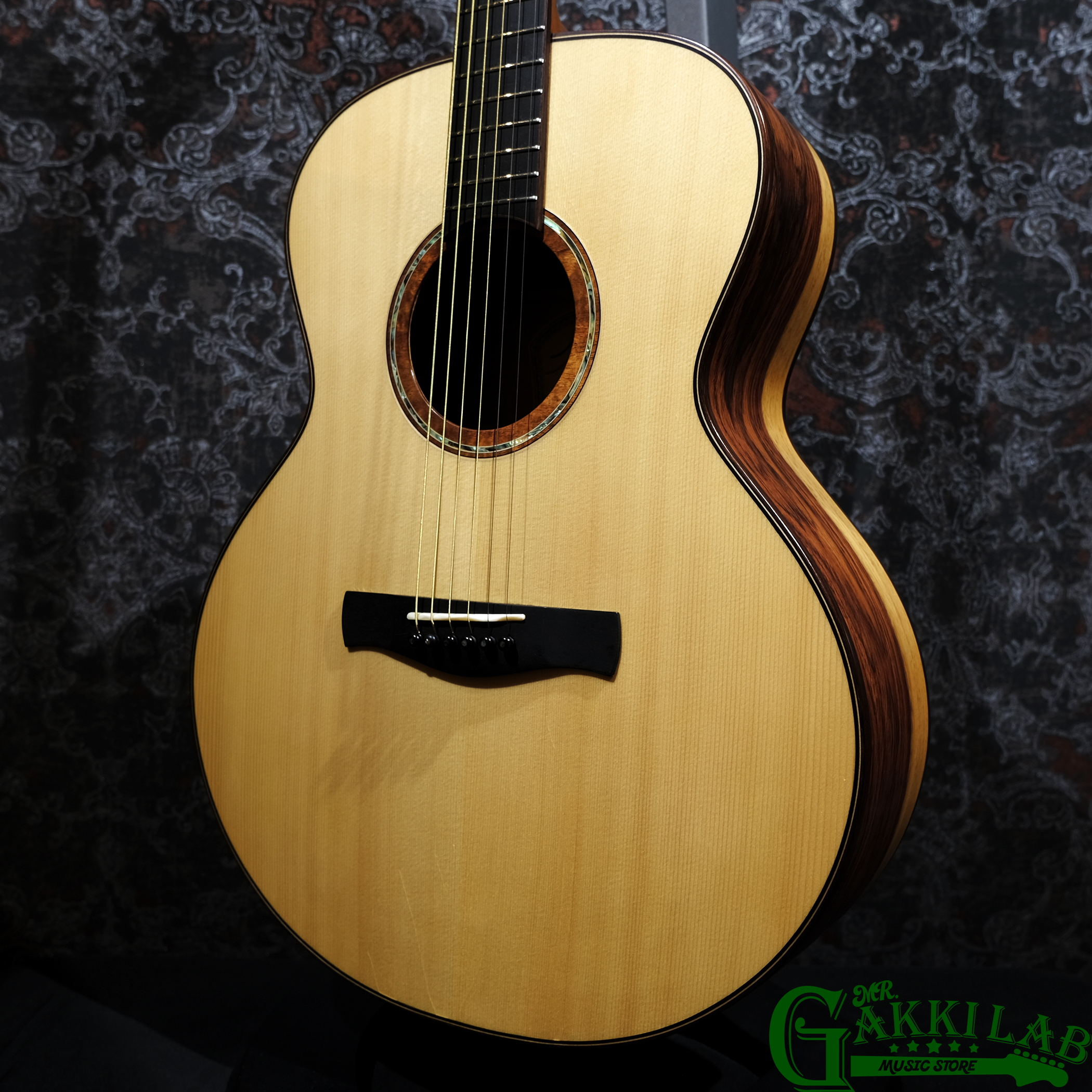 AYERS SJ08-NH Custom 【フルオーダーモデル】 | 札幌の楽器屋さん｜MR