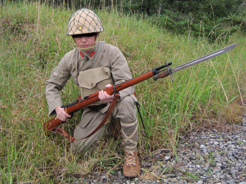 日本の兵隊さん ～ 日本陸軍 九八式軍衣／三式軍衣袴 (夏衣・実物