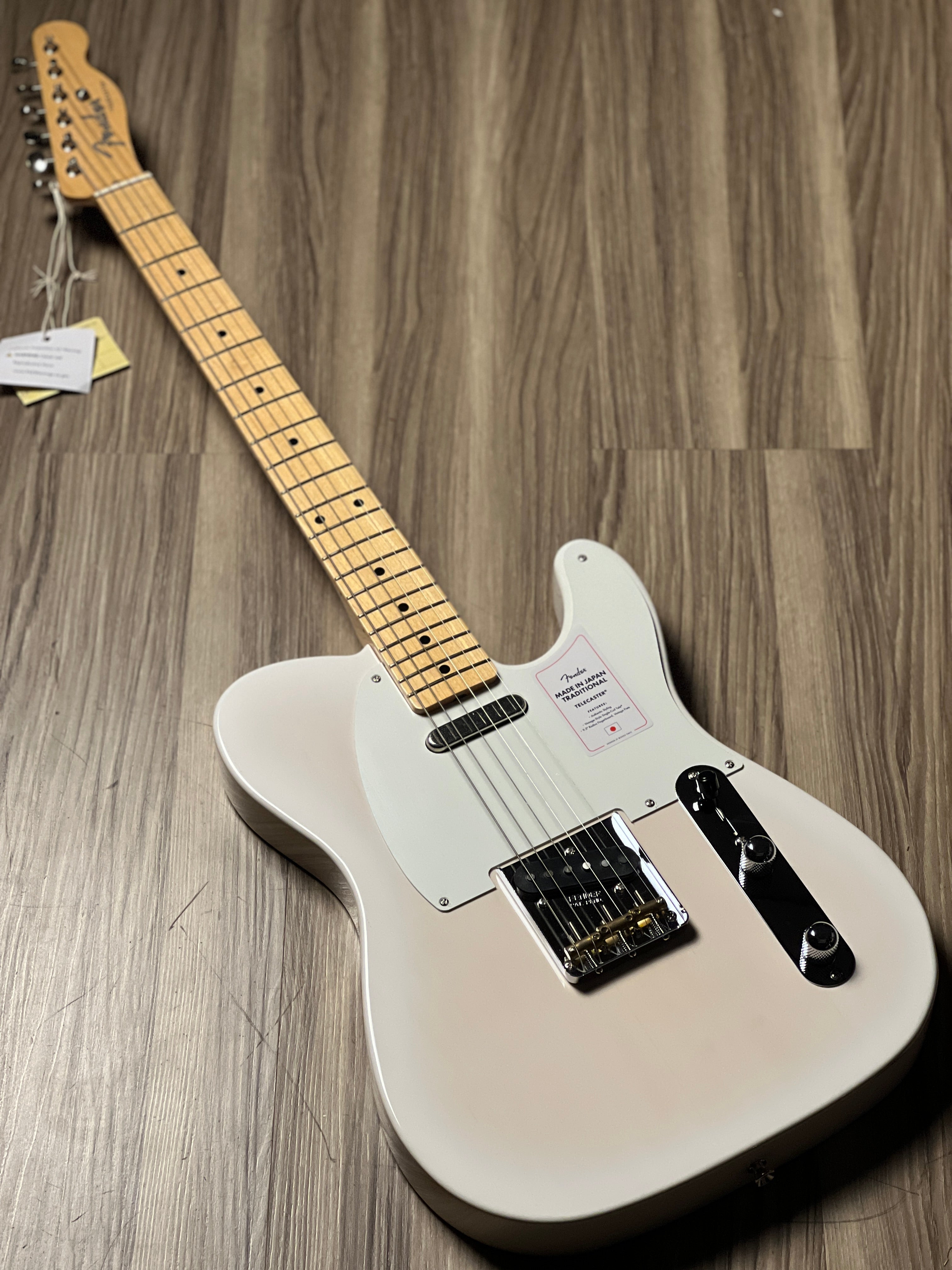 Fender Japan Traditional II 50s Telecaster with Maple FB in White