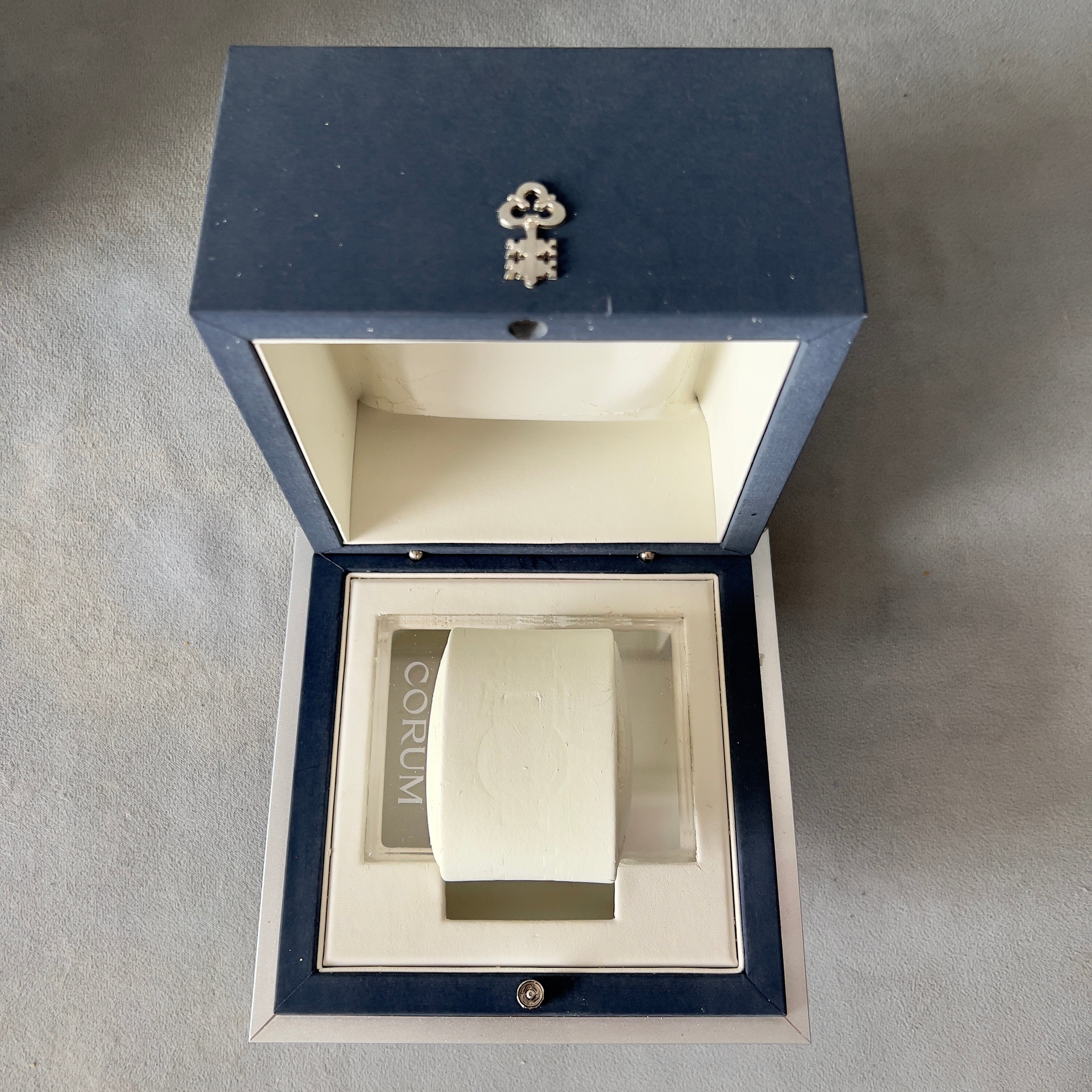 CORUM ADMIRAL'S CUP Box + Outer Box | NATILUXIA