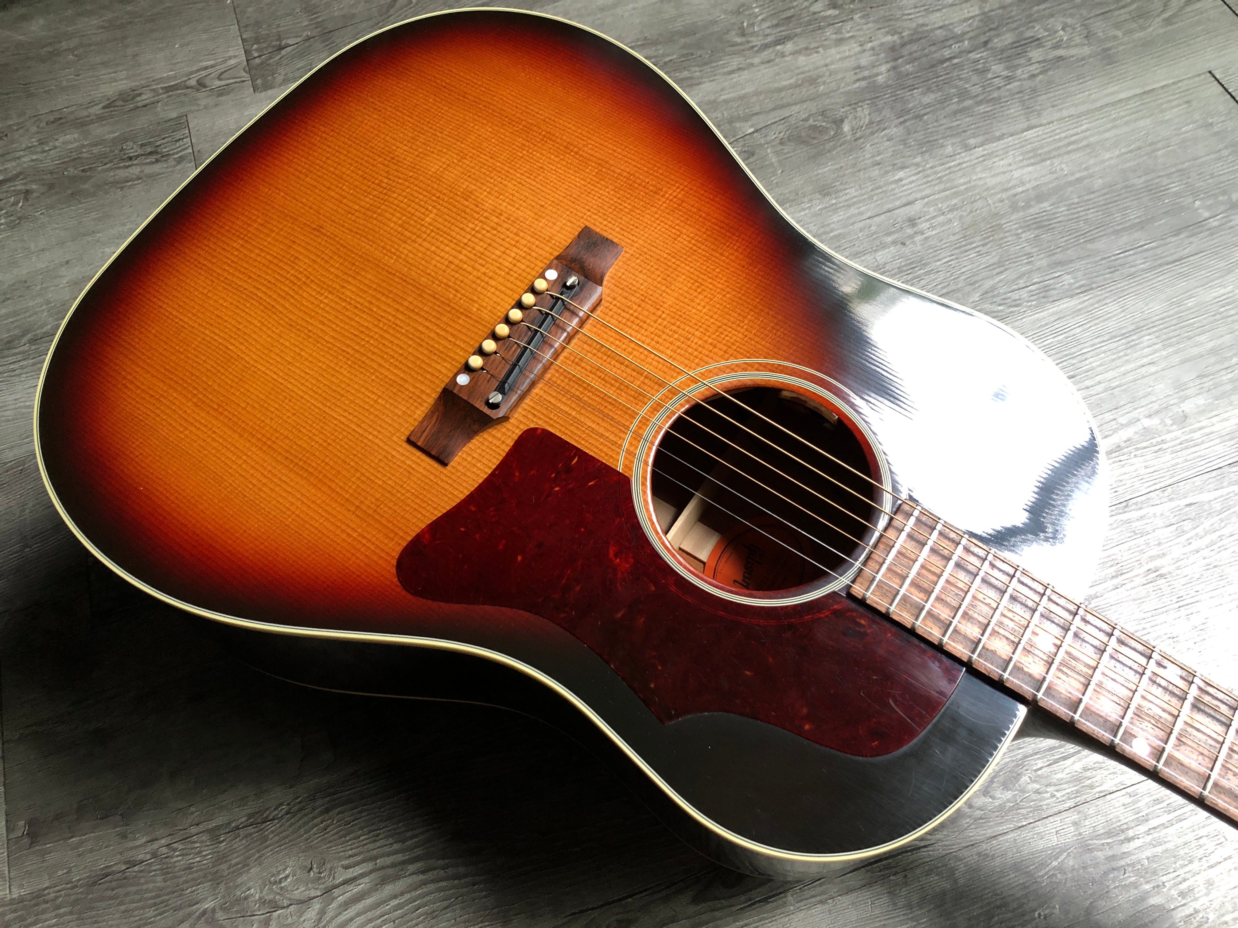 USED Gibson Custom Shop 1966 J-45 Thermally Sitka ADJ VOS W/L.R.