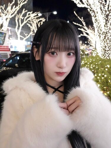 LOVE】齋藤樹愛羅 2年ぶりにピンクから黒髪にイメチェン 反響「可愛い
