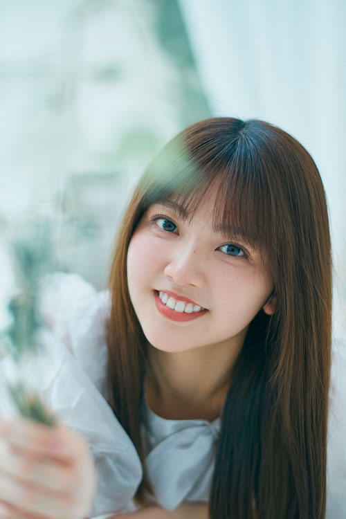 日向坂46 四期生 山下葉留花 名前にちなんで？植物をくるっと…… ～「四