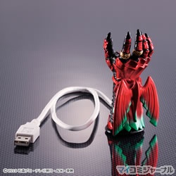 バンダイ、『仮面ライダーオーズ』の変身アイテムを模した4GB USB