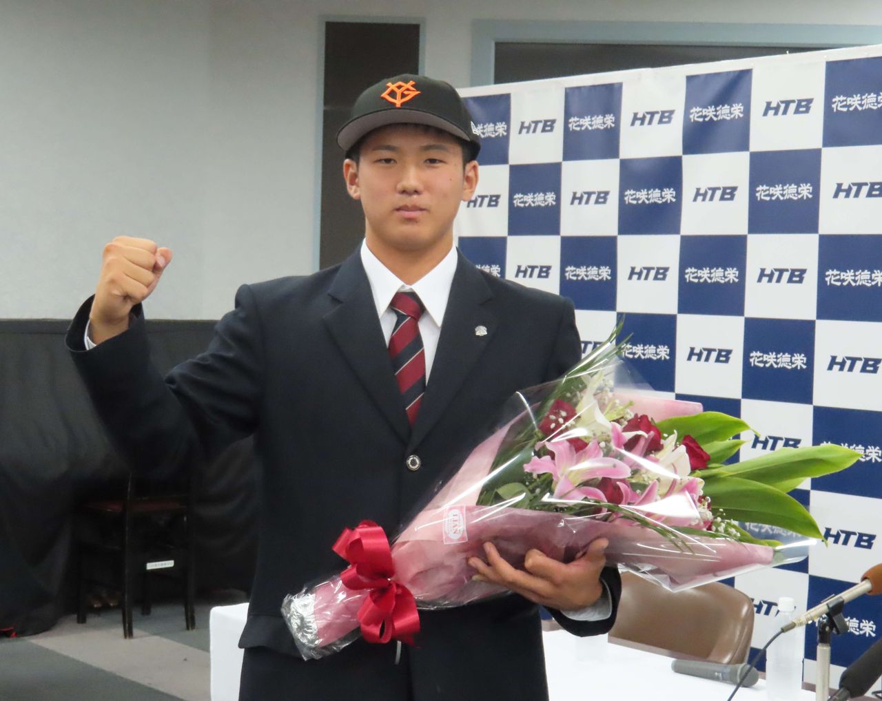 巨人ドラ1石塚裕惺 母もビックリの幼少期エピソード 小学6年生の時骨折