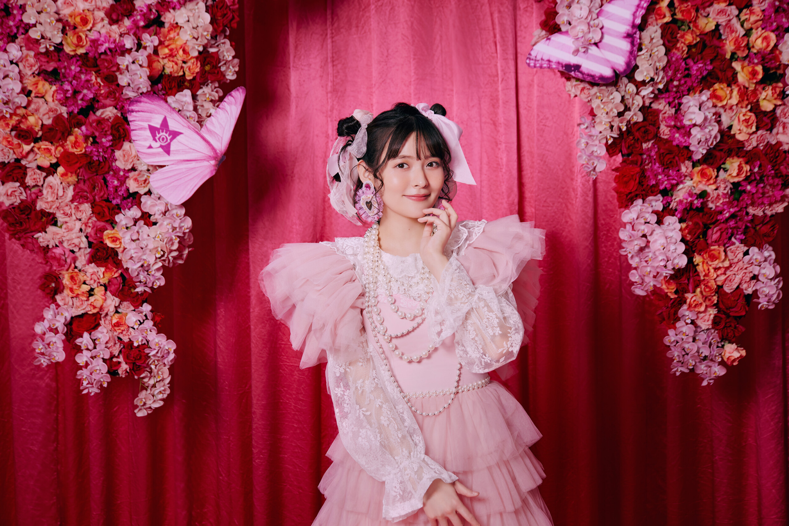 上坂すみれ 初のベストアルバム『SUMIRE CATALOG』新録3曲＆映像特典