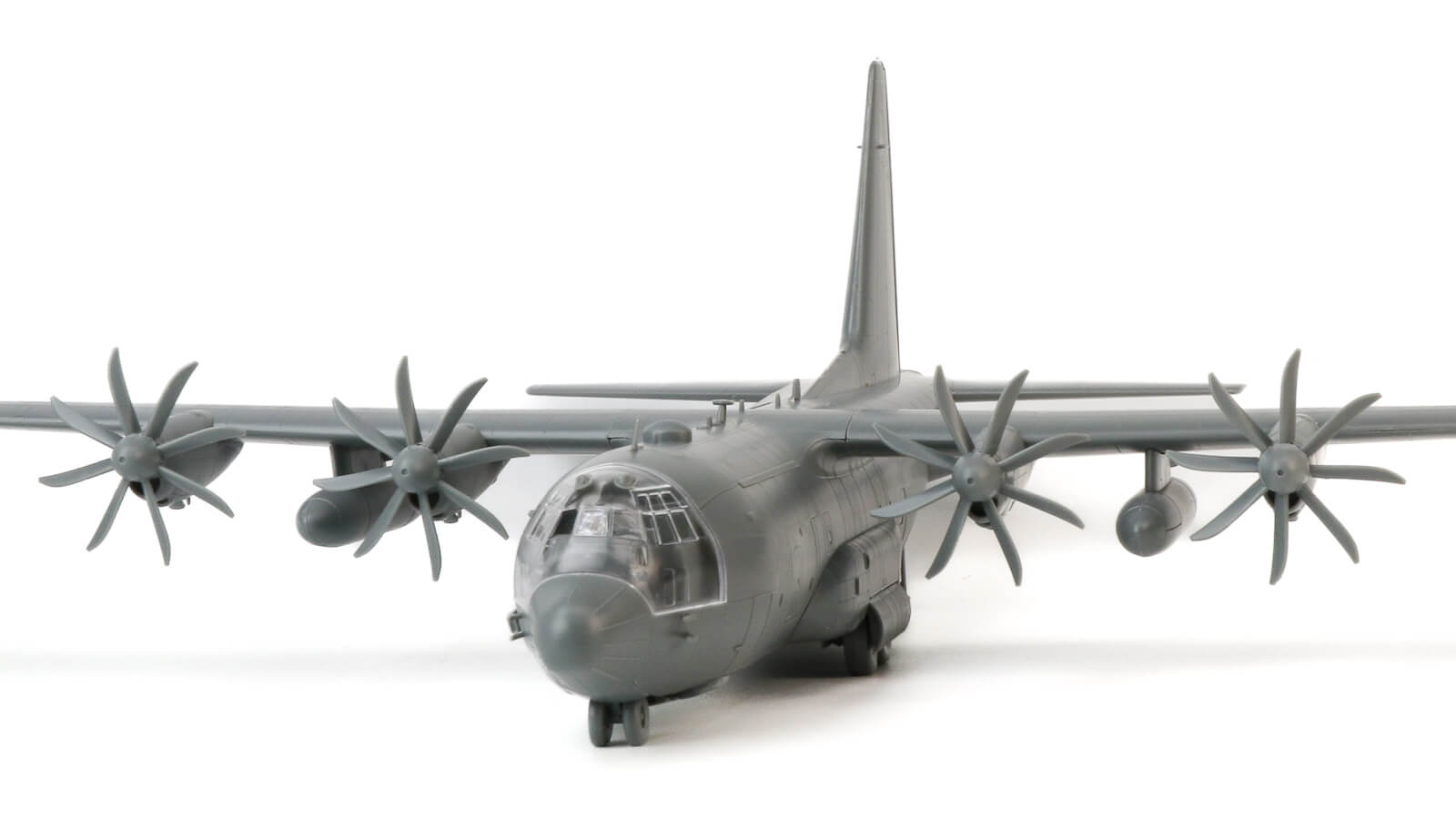 圧倒的精度と表現力で輸送機の概念を覆す傑作プラモ／GWHのC-130H イン