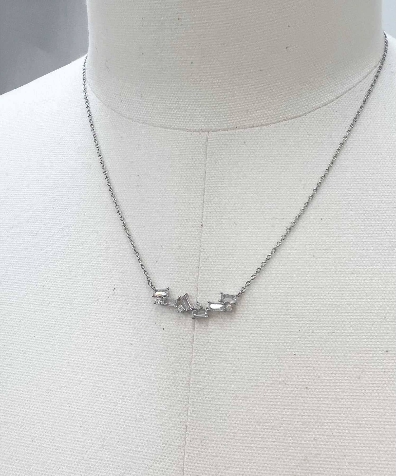 ビジューラインネックレス | ネックレス | NOELA OFFICIAL WEB STORE