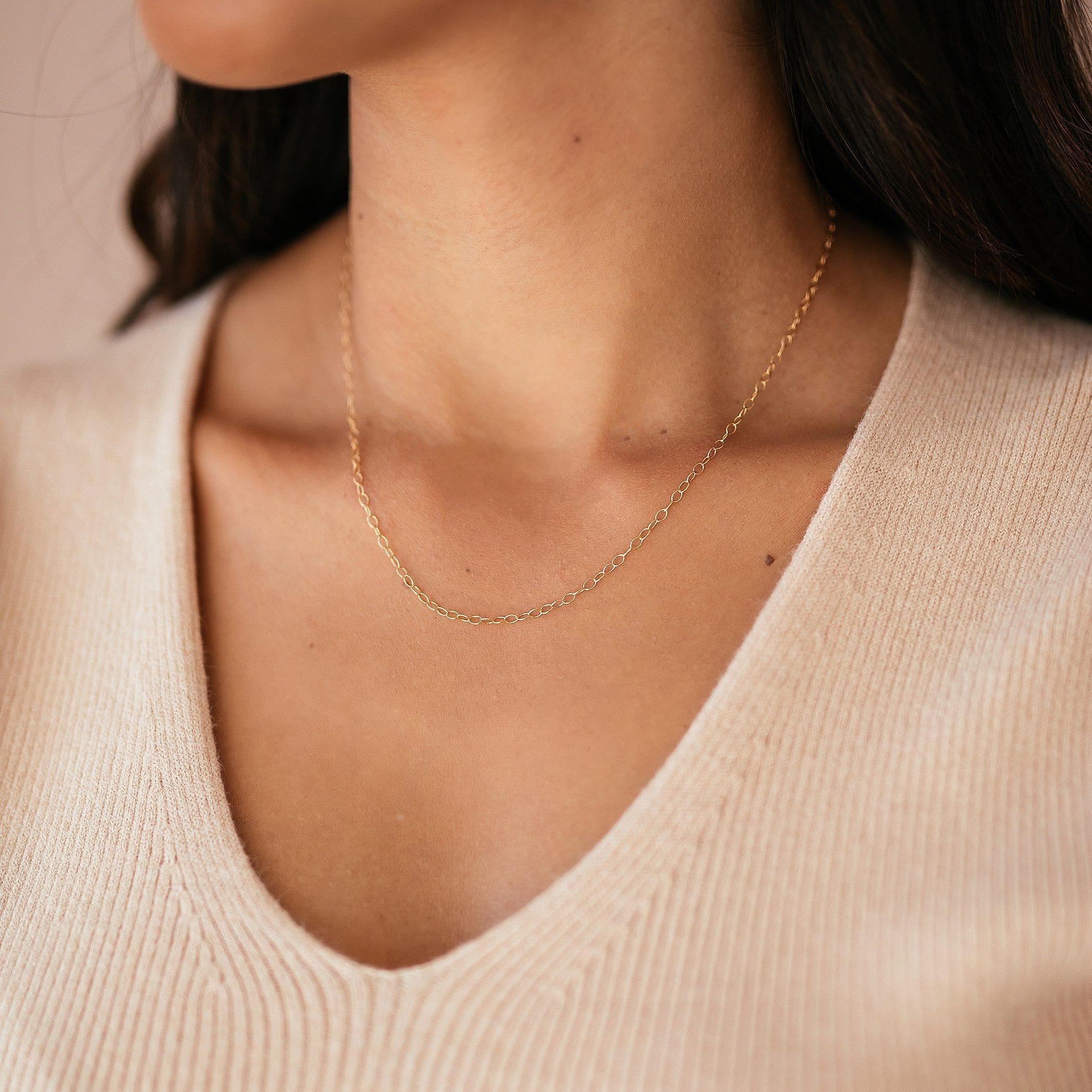 minimalist-chain-necklace-
