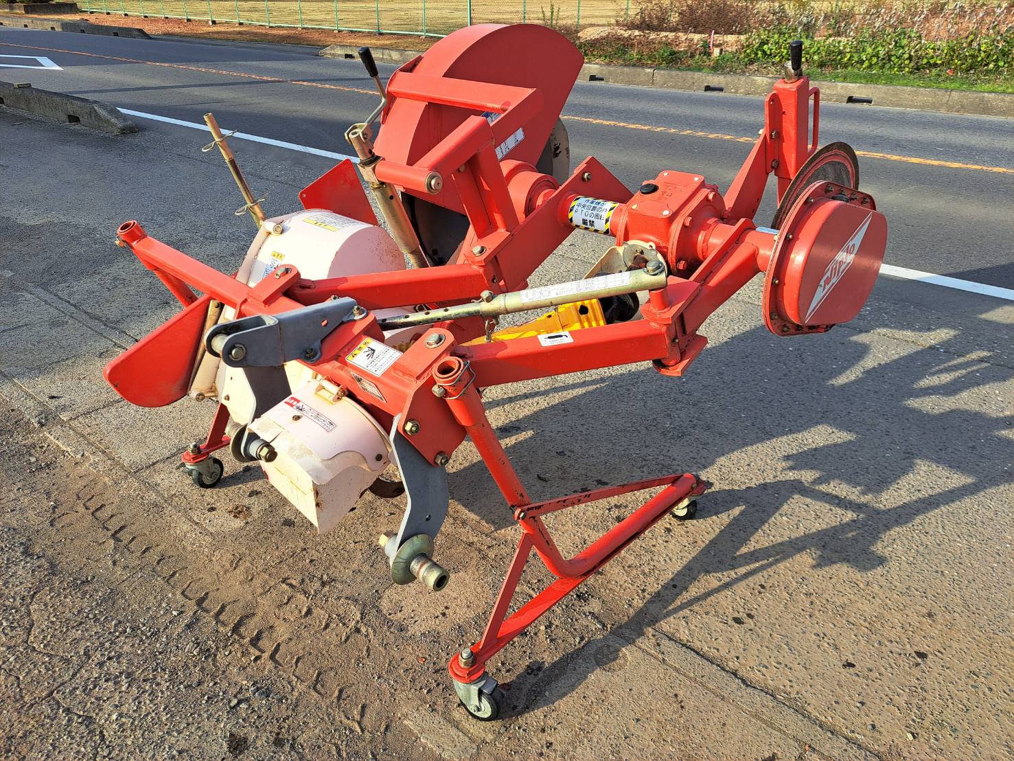 二プロ あぜぬり機 UZ-300 Sヒッチ | トラクター・耕運機・コンバイン