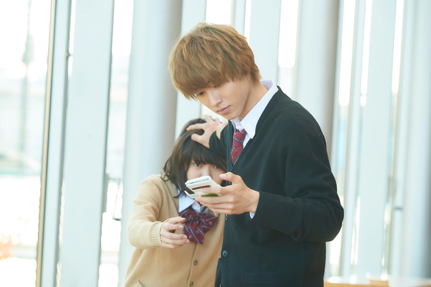 オオカミ少女と黒王子」山崎賢人扮する恭也のドSぶり全開な場面写真