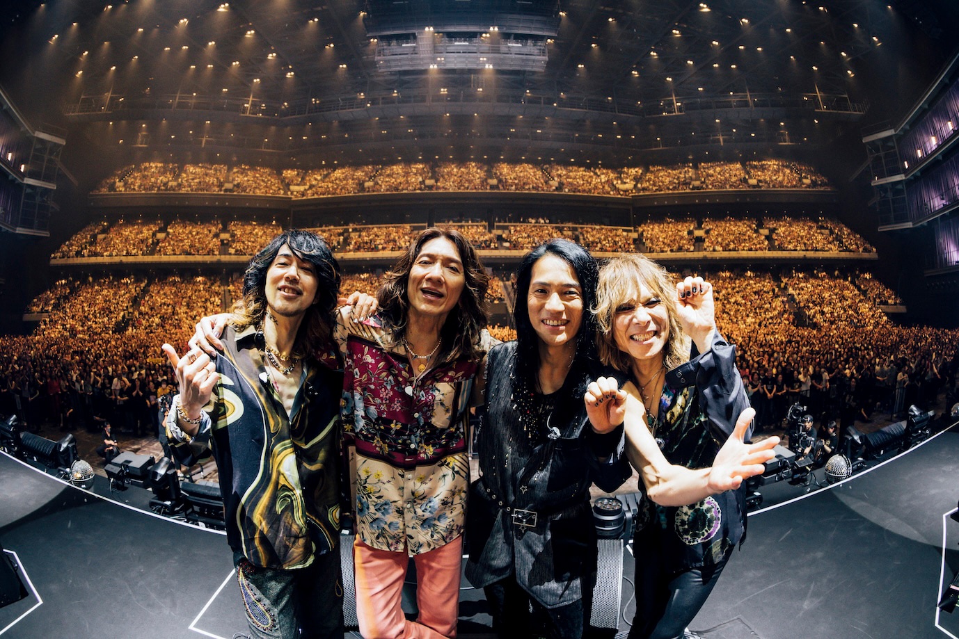 イエモン「Sparkleの惑星X」の軌跡が写真集に 購入者には追加公演の