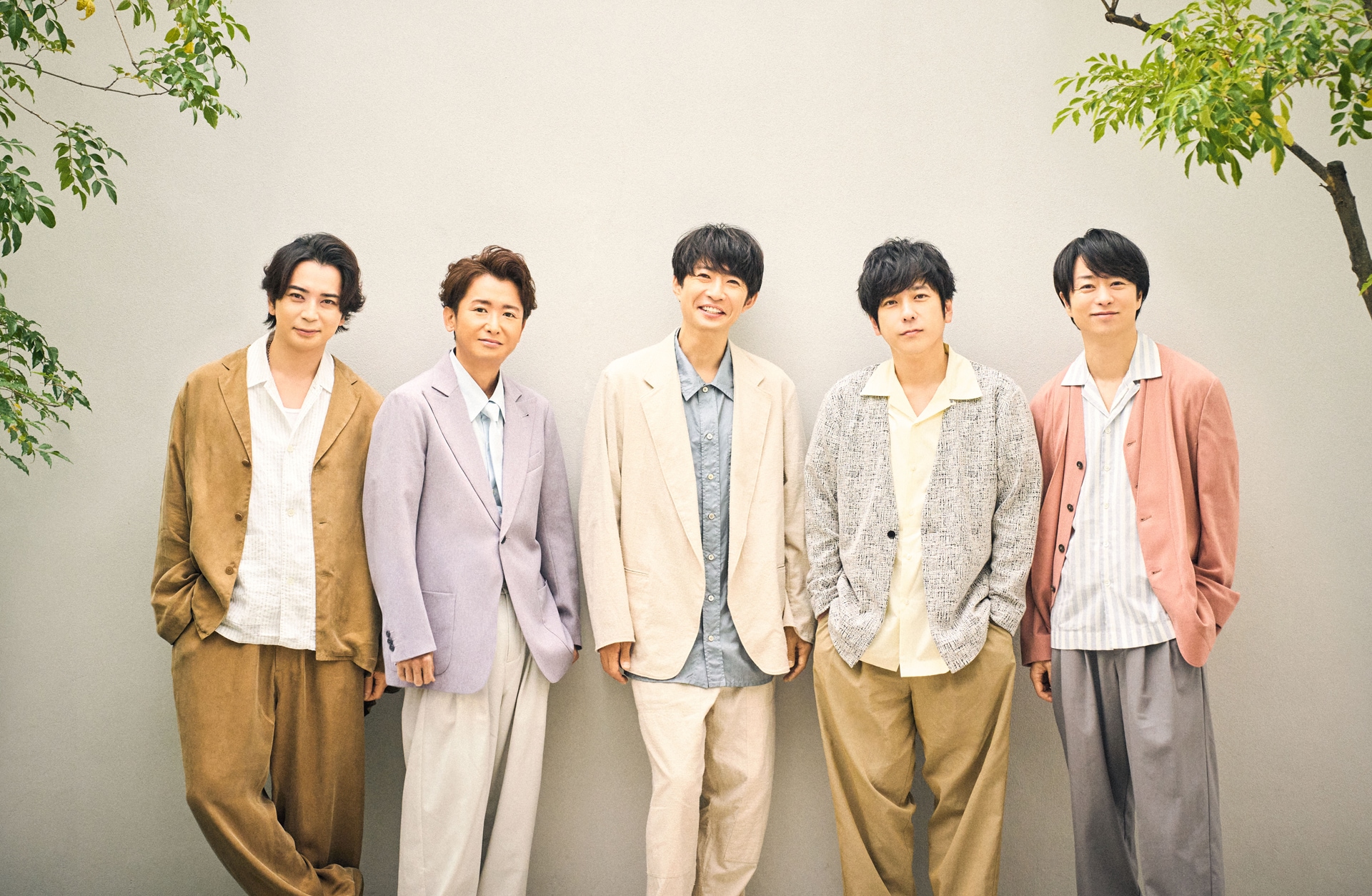 嵐、5年ぶり新曲「Five」リリース決定＆新アーティスト写真公開 - 音楽