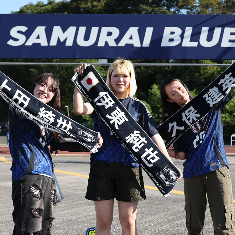 SALE】プレーヤーズタオルマフラー2024(SAMURAI BLUE) STADIUM LINE