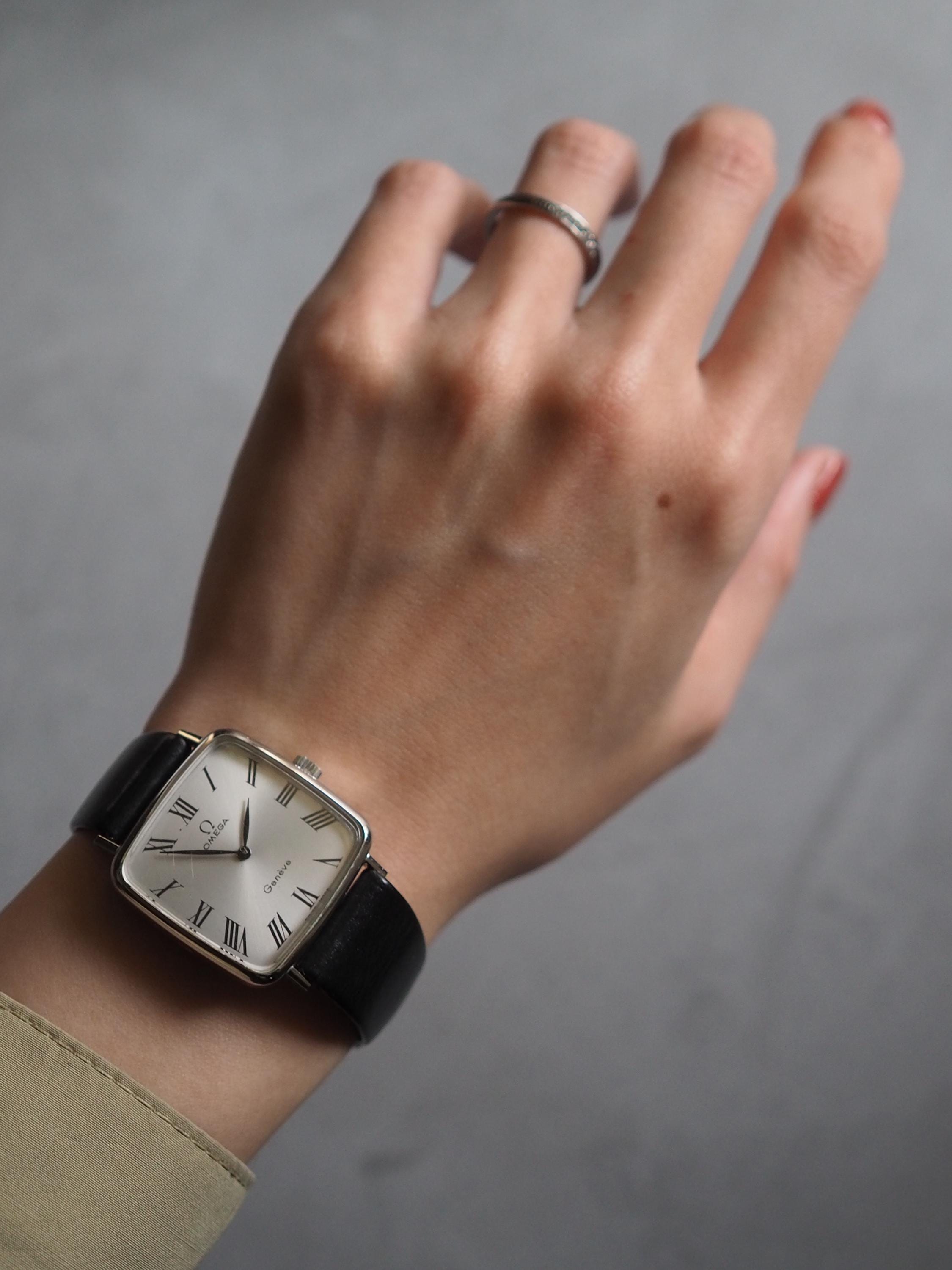 OMEGA オメガ オメガ ジュネーブ スクエア ローマン ウォッチ 腕時計