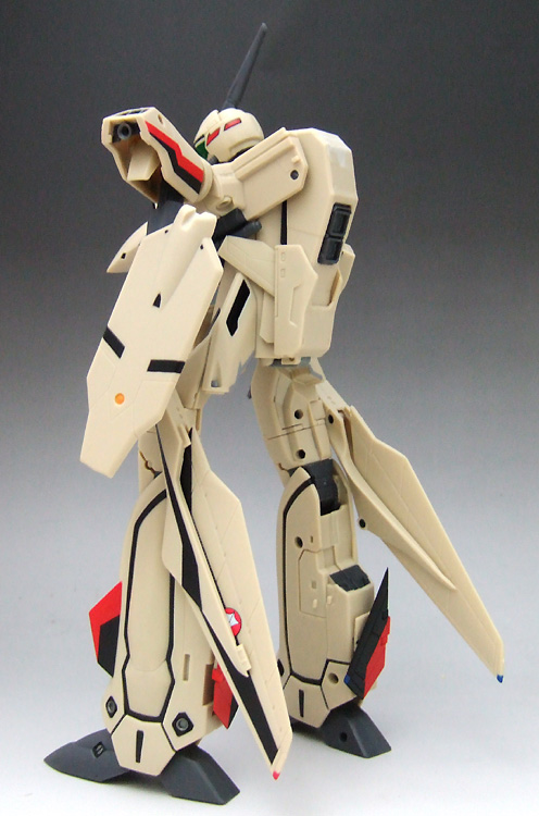 やまと 1/60 完全変形YF-19 マクロスプラス