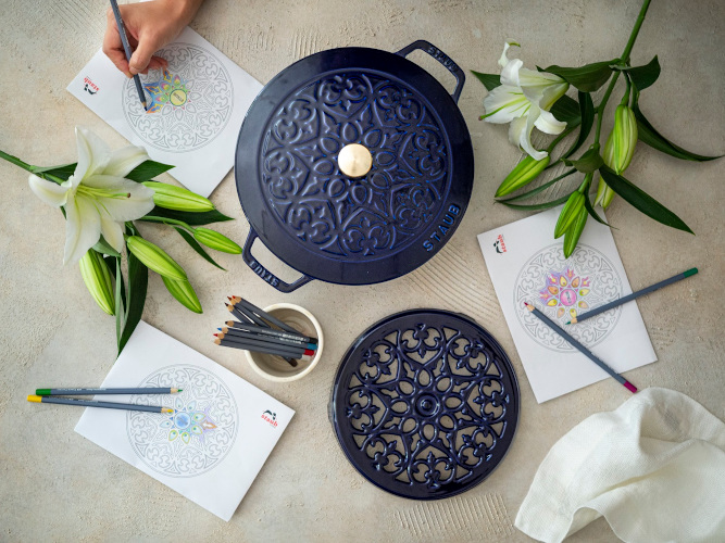 本日（11/2）先行発売開始！staub（ストウブ）のLily グランブルー